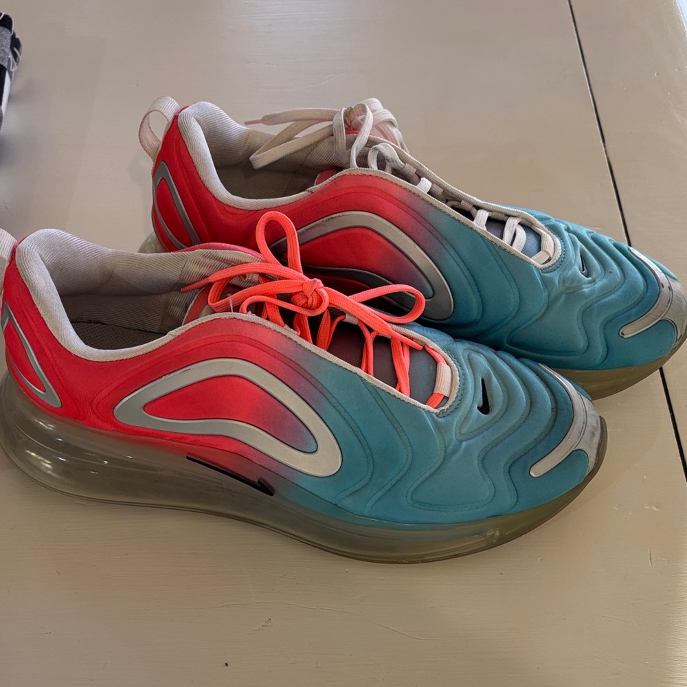 Women’s Nike AirMax 720s